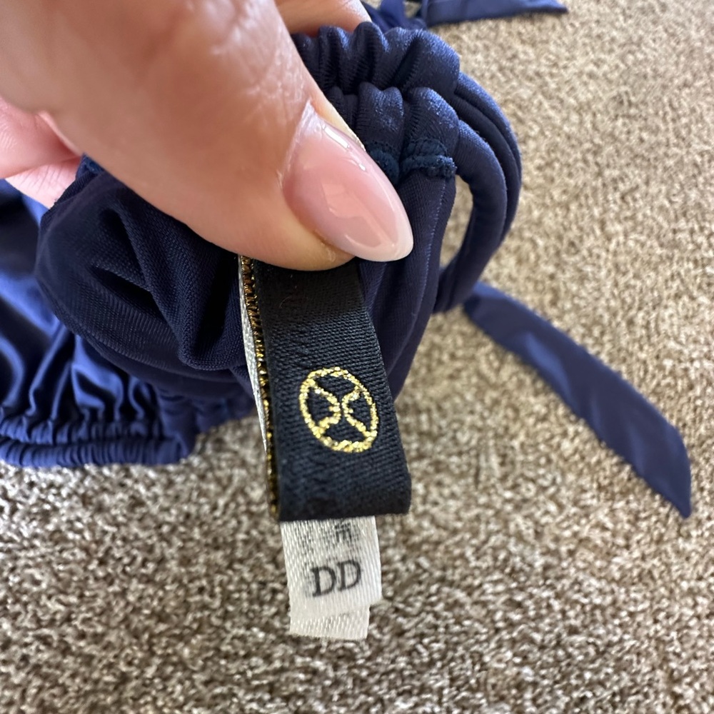 Vix Bia Logo Bikini top size DD- Navy